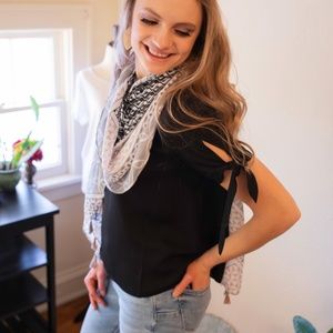 Geo Print Fringe Scarf